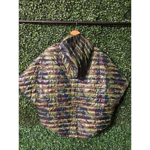 Think Royln Crop Hi Low Hoodie Poncho Green Camo Gold Duck Down XS/S NWT NEW - Picture 3 of 7